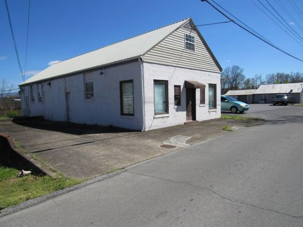 305 Davis St, Greeneville, TN 37743